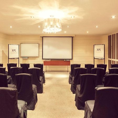 Grand Mercure Bangalore - An Accor Brand Экстерьер фото