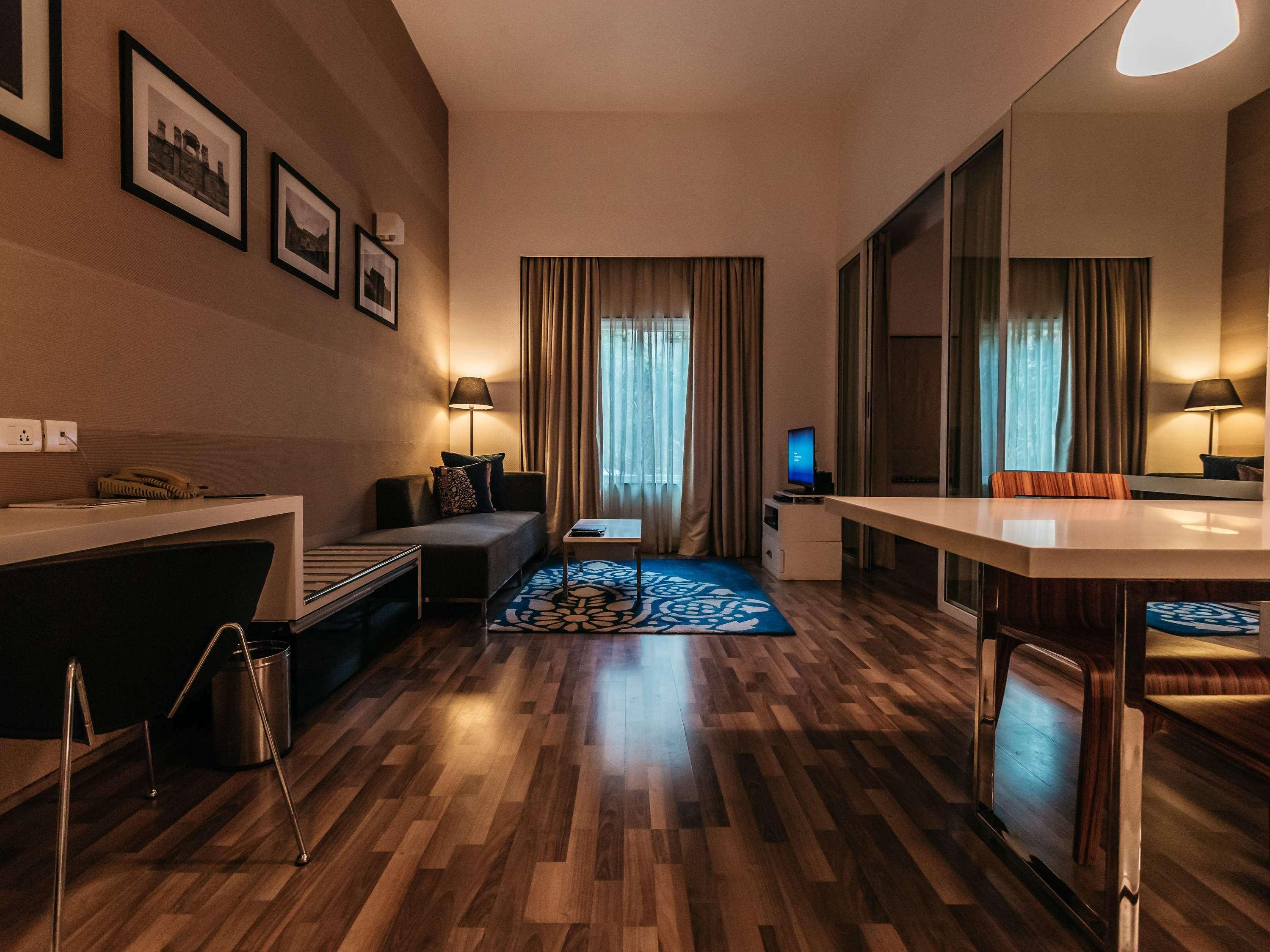 Grand Mercure Bangalore - An Accor Brand Экстерьер фото