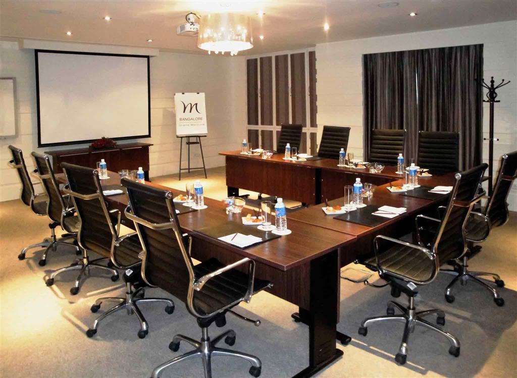 Grand Mercure Bangalore - An Accor Brand Экстерьер фото