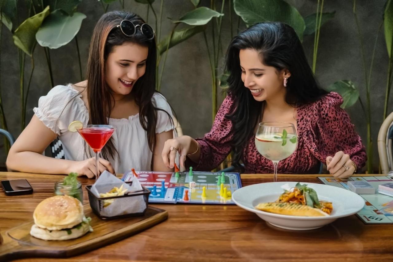 Grand Mercure Bangalore - An Accor Brand Экстерьер фото