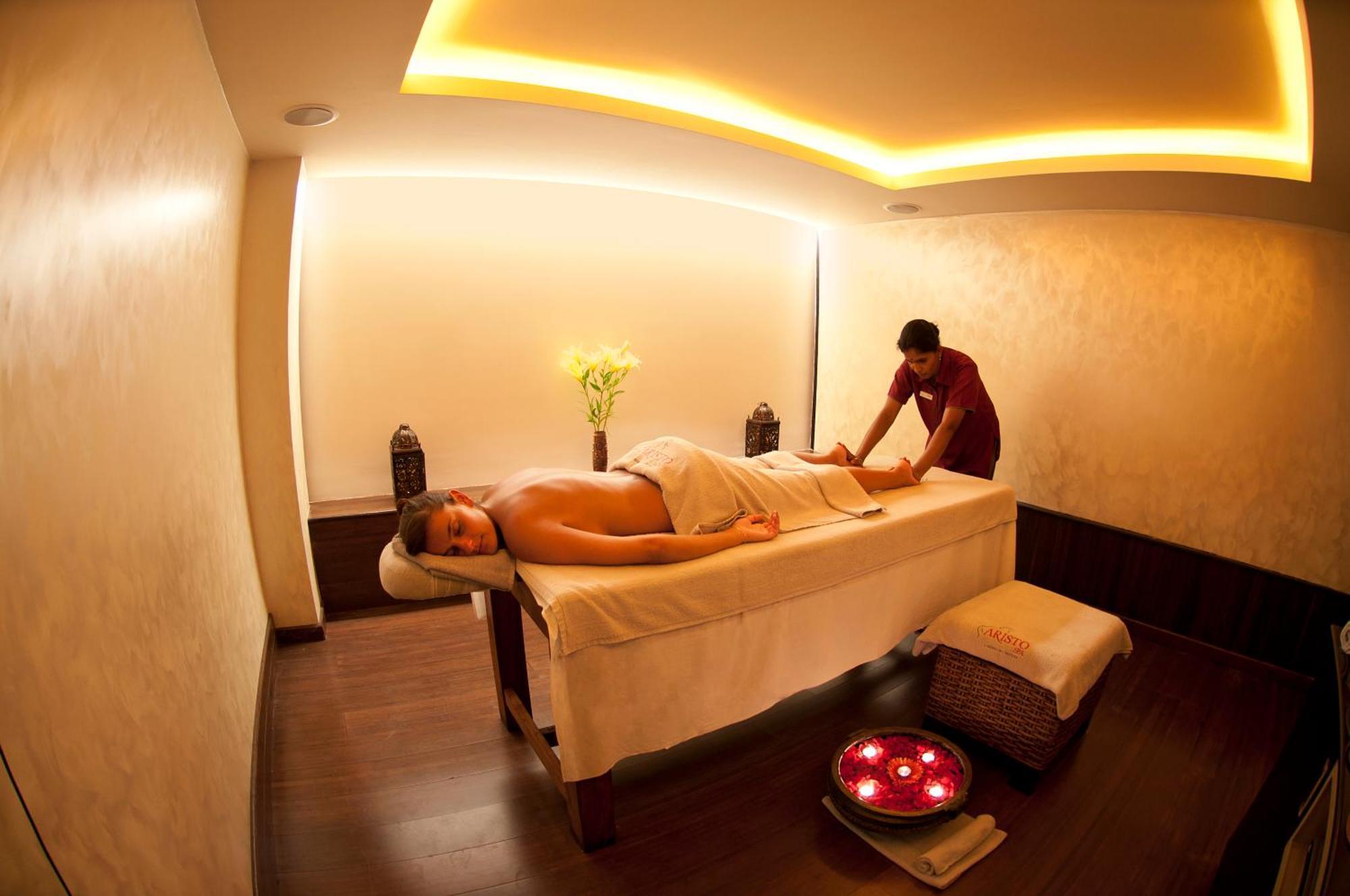 Grand Mercure Bangalore - An Accor Brand Экстерьер фото
