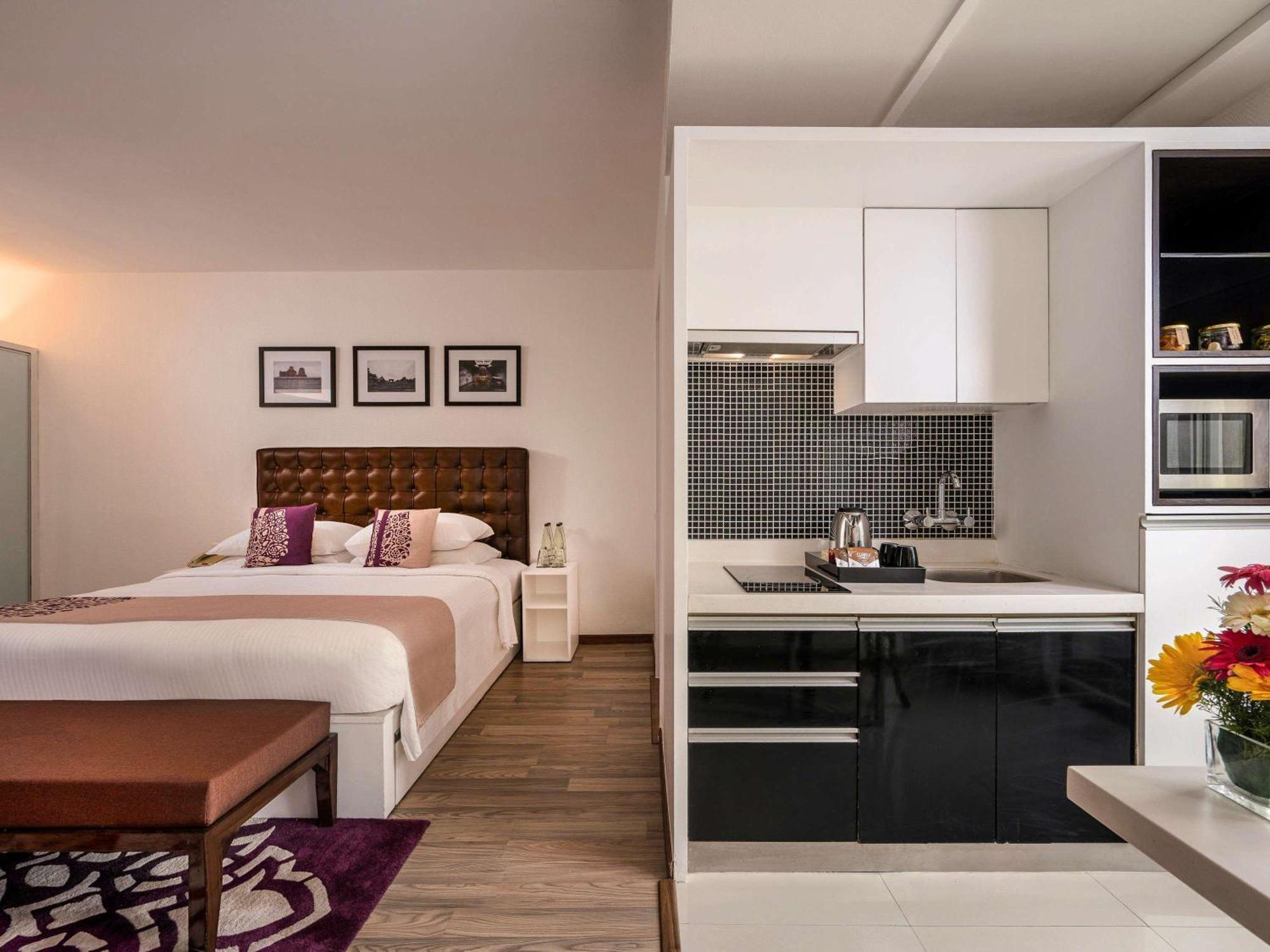 Grand Mercure Bangalore - An Accor Brand Экстерьер фото